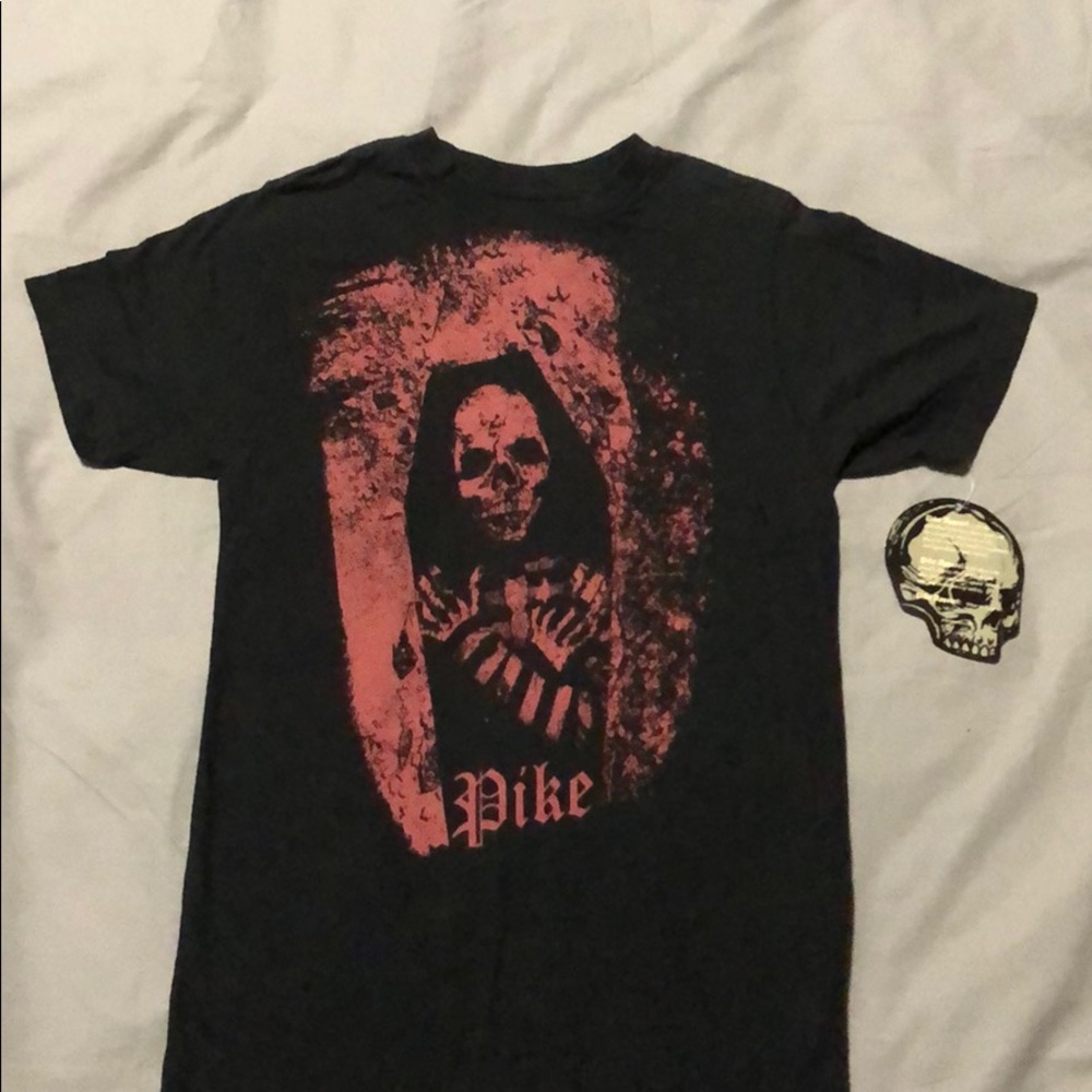 Vintage Pike Brand short sleeves soft cotton tee